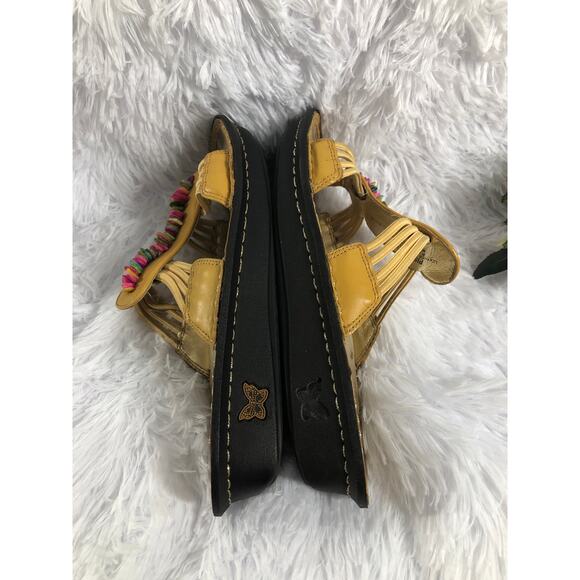 Alegria Women Pisa Beaded Leather Sandals 37 Slide Wedge Flip Flops - Picture 3 of 6